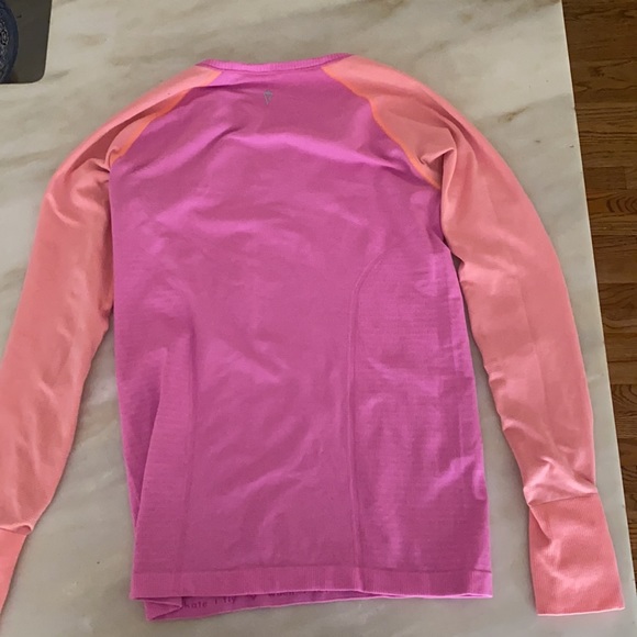 Ivivva Long Sleeve - Picture 2 of 2